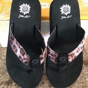 little girl yellow box flip flops